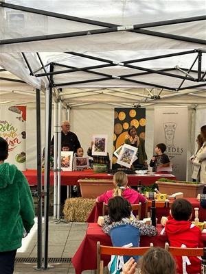 Més de 2.000 racions venudes a la Festa de Xató de Vilafranca, que llueix com a esdeveniment enogastronòmic