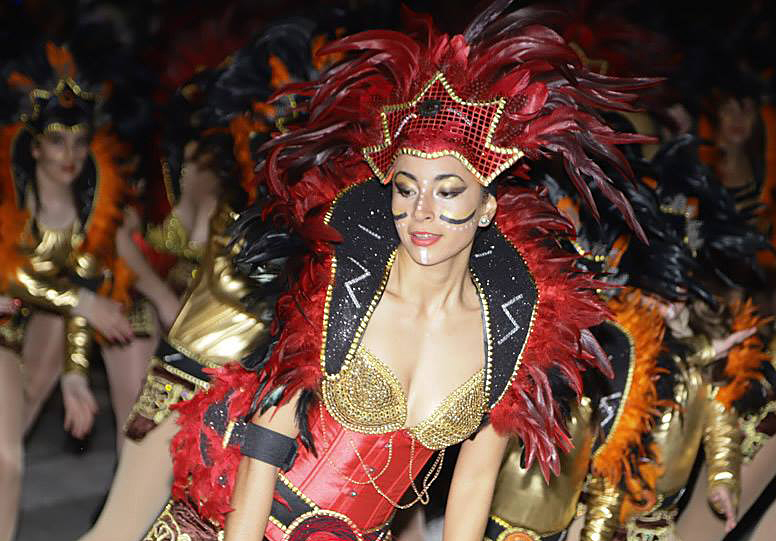 Ribes i Les Roquetes enceten el carnaval més participatiu dels darrers anys. EIX