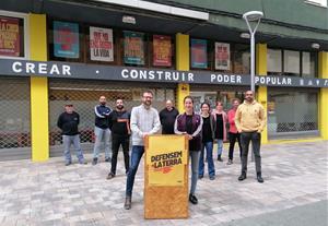 Roda de premsa de la CUP de Vilafranca sobre llengua i educació. Eix