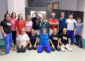Taller de defensa personal . Eix