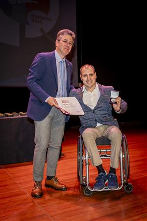 Toni Ponce i Xicots de Vilafranca reben la Medalla de la Vila i es fa un homenatge pòstum als regidors i regidores difunts