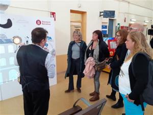 Una exposició al Mercat del Centre anima a acollir-se als ajuts de rehabilitació dels habitatges Next Generation. Ajuntament de Vilanova