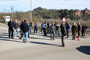 Unió de Pagesos es mobilitza a Sant Sadurní d’Anoia per exigir la modificació de la llei de la cadena alimentària