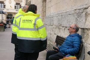 Vilafranca desplega un servei de serenos per combatre l’incivisme nocturn. ACN