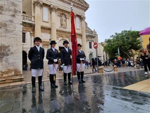 Vilanova i la Geltrú viu la festivitat de Sant Antoni amb els tradicionals Tres Tombs