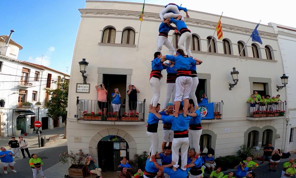 4 de 7 dels Castellers del Foix. Eix