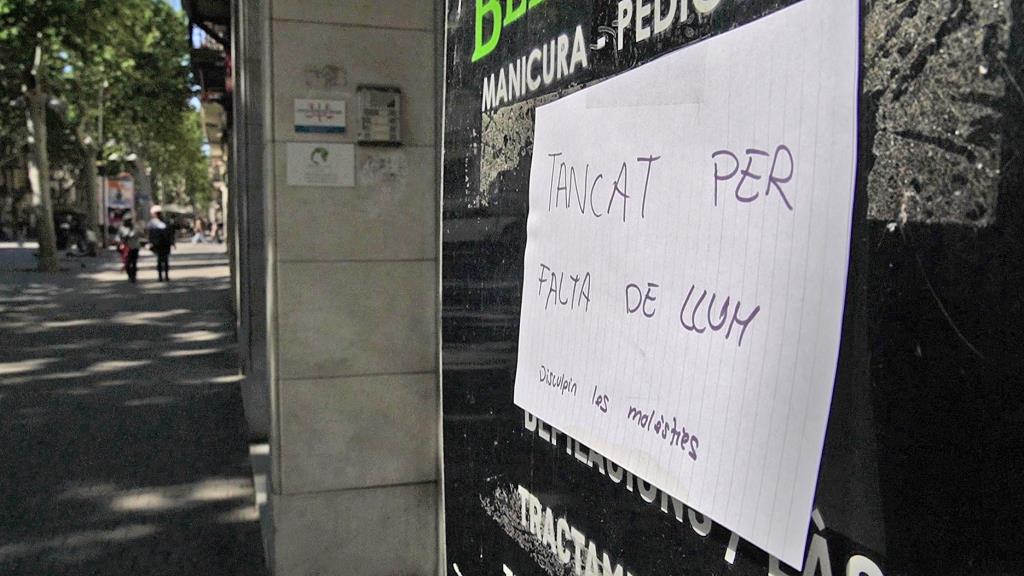 A l’ombra de la ciutat sense llum. EIX