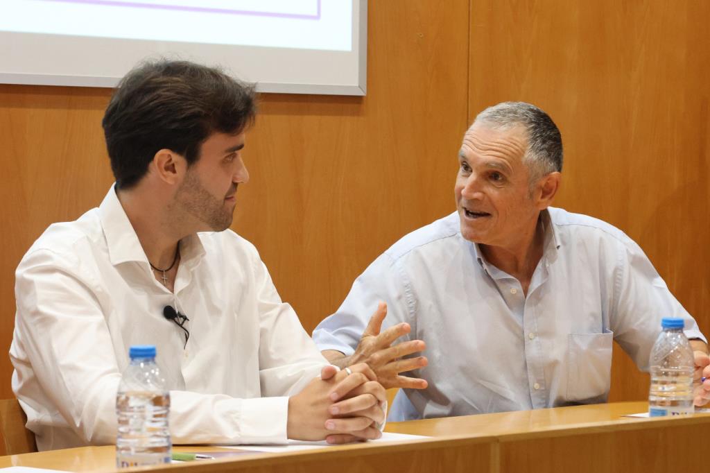 Aaron Fernández i Pere Regull. Eix