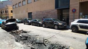 Acte vandàlic a Vilanova: cremen contenidors i afecten vehicles i la façana del Museu Víctor Balaguer