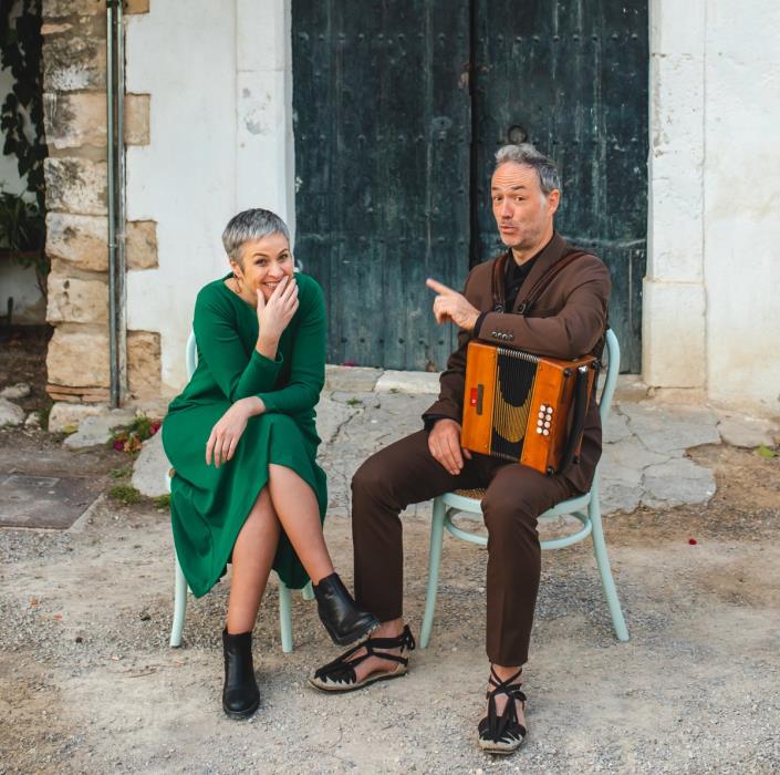 Anna Roig i Carles Belda. Passar-la bé