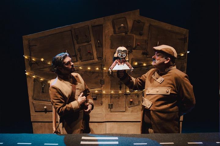 La Xarxa. Sòmion LA CIUTAT DELS OFICIS IMPOSSIBLES