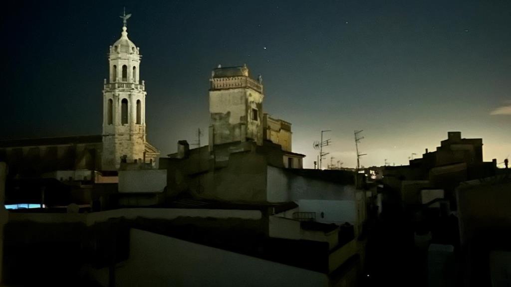 Apagada històrica. Imatge de Vilanova i la Geltrú. EIX