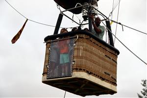 Arrenca la 29a edició de l'European Balloon Festival amb l'estrena d'una cistella adaptada per als infants