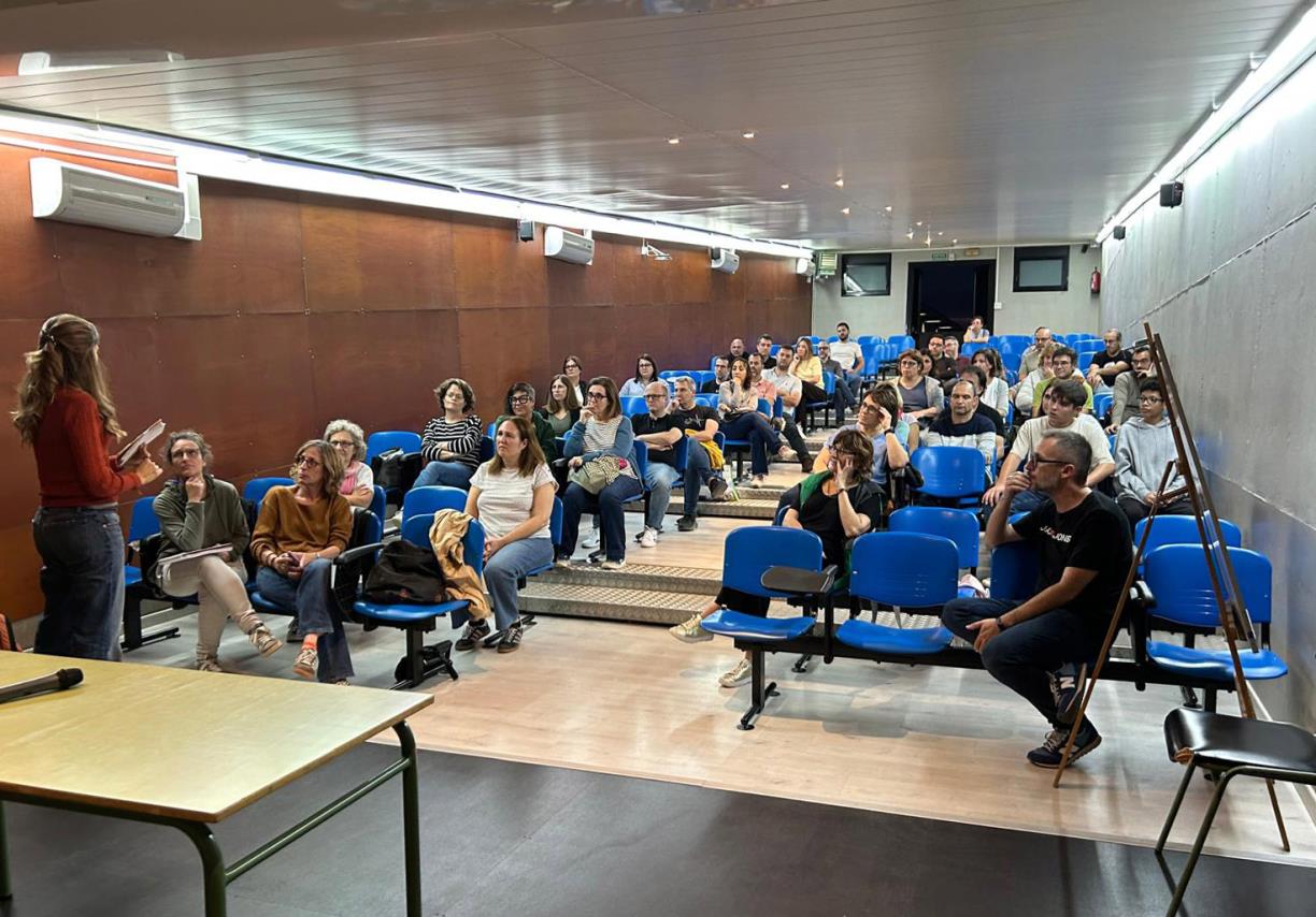 Associació de Famílies d’Alumnes (AFA) de l’Institut Joan Mercader d'Igualada. Eix