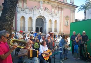 Cantades Populars pel Planeta i la Pau. Eix