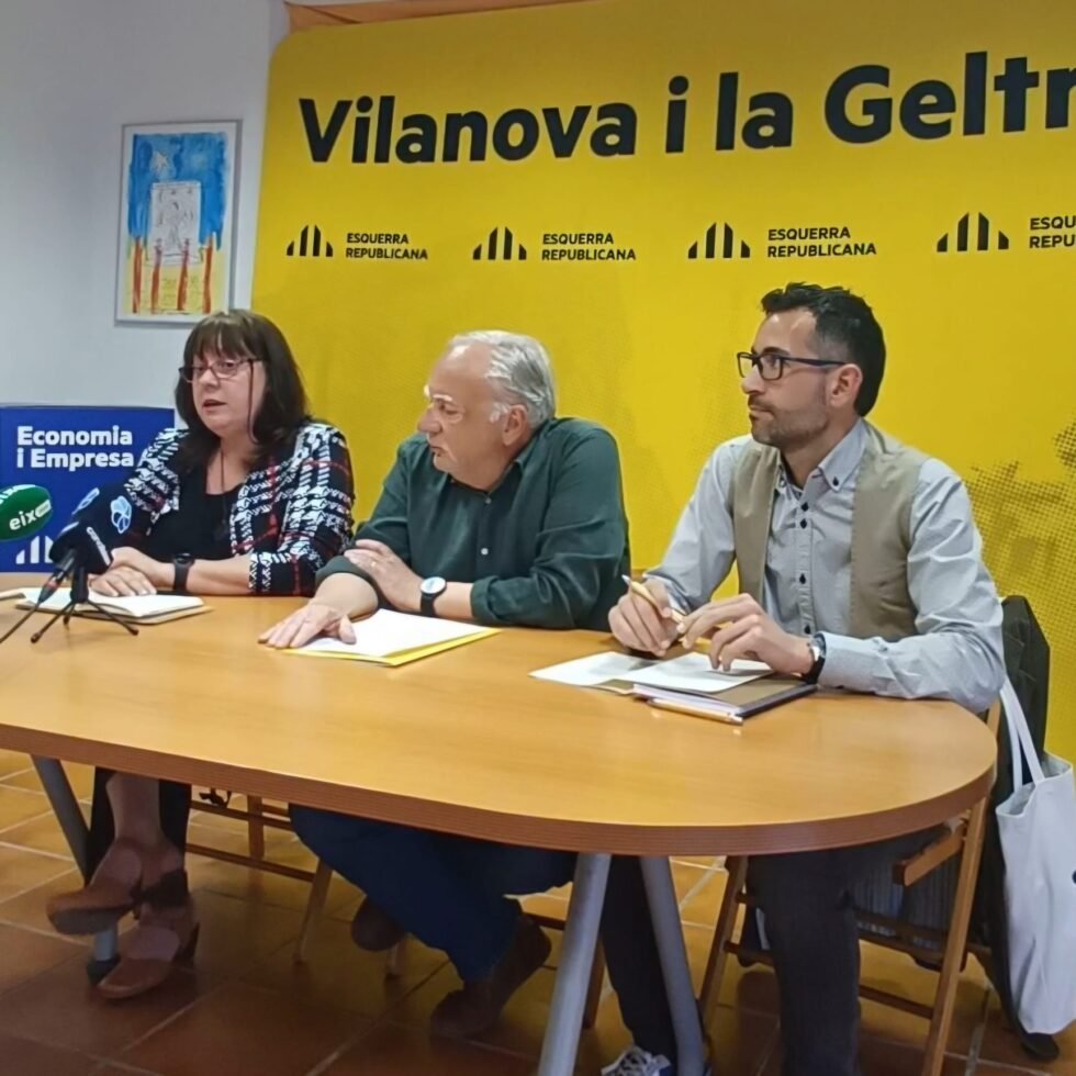 Canvi generacional a ERC Vilanova: Olga Arnau i Jordi Medina deixen l’acta de regidors després de deu anys. ERC