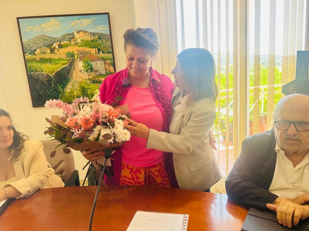Carmen Pilar Jelonch deixa el càrrec de regidora a Canyelles per canvi de residència i compromisos laborals. Ajuntament de Canyelles