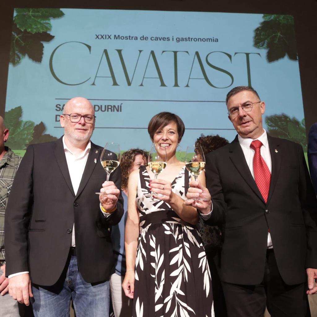Cavatast 2025 arrenca amb brindis, sabors i emoció al cor del Penedès. Ajt Sant Sadurní d'Anoia