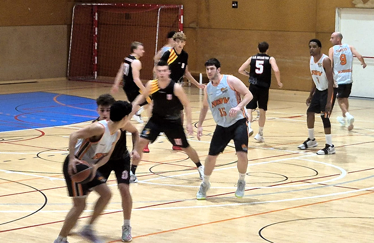 CB ROQUETES - AB VENDRELL. Eix
