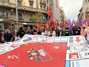 CCOO i UGT surten al carrer per exigir ja la reducció de la jornada i noves millores: “Volem viure”