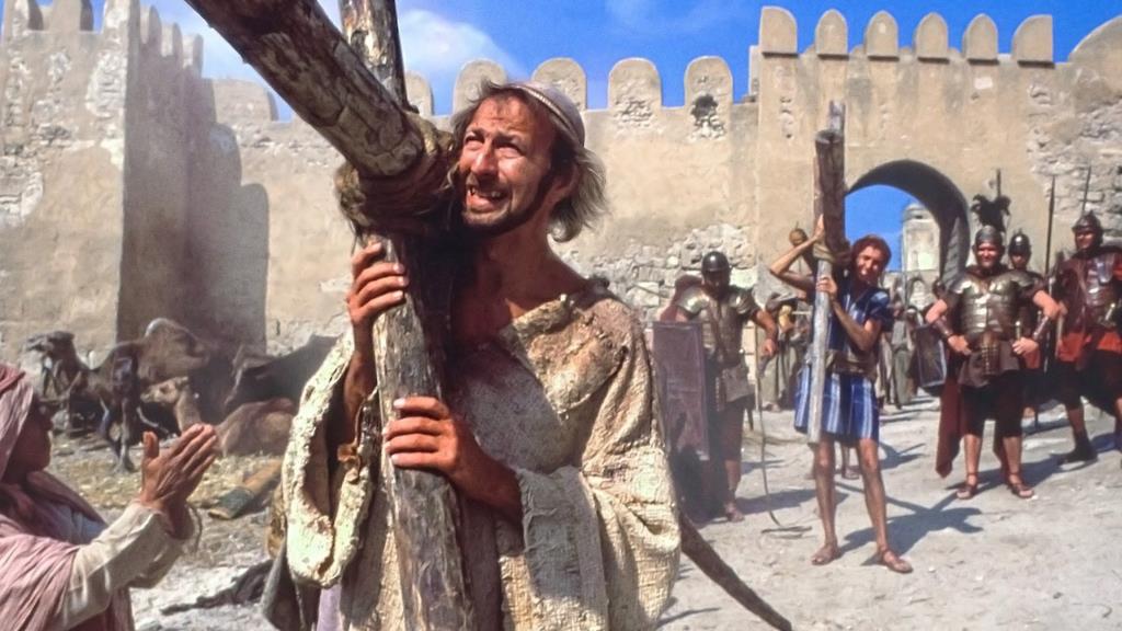 Cineclub Vilafranca celebra la Setmana Santa amb un cicle de clàssics “de passió” i garlandes . EIX