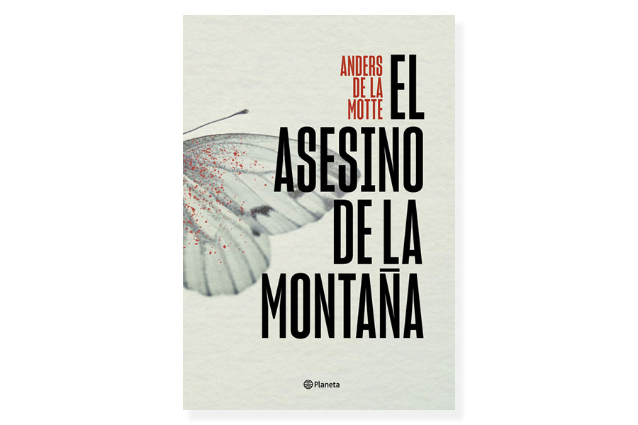 Coberta de 'El asesino de la montaña' d'Anders de la Motte. Eix