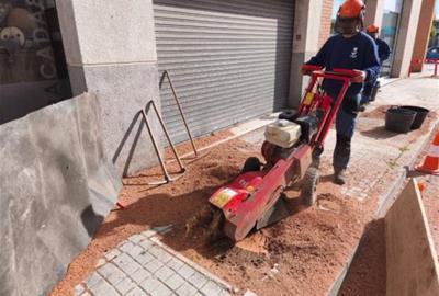Comença el destalonat de les soques al sector de la Bòbila, pas previ a la reurbanització . Ajuntament de Vilanova