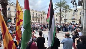 Concentració a Vilanova i la Geltrú contra la intercepció de la flotilla solidària a Gaza