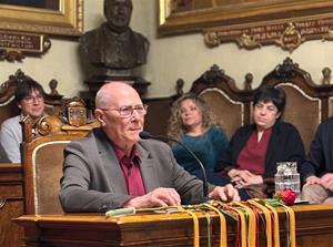 Conferència de Xavier Hernàndez Ventosa a l'Ajuntament de Vilafranca . Eix