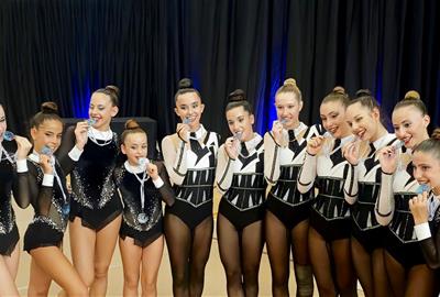 Conjunt juvenil i infantil del CG Ballerina. Eix