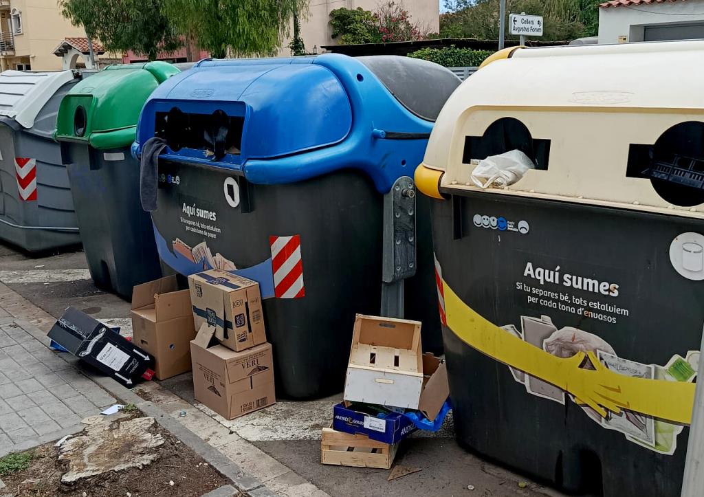 Contenidors brossa Vendrell. Eix