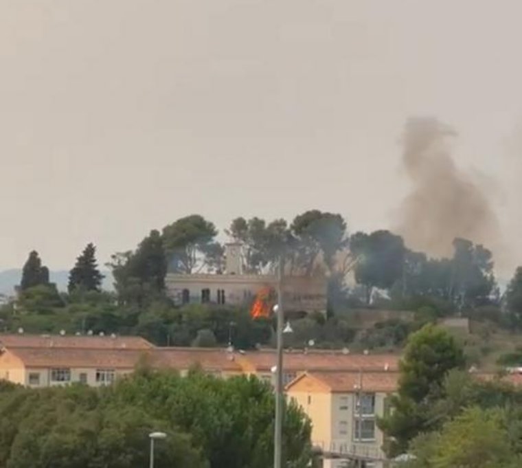 Controlat un incendi de vegetació a Sant Sadurní gràcies a la ràpida intervenció dels serveis d’emergència. Ajt Sant Sadurní d'Anoia