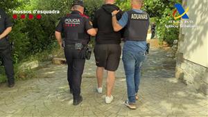 Cop policial al narcotràfic amb epicentre al Garraf i Penedès: desarticulades tres xarxes criminals de droga i armes. Mossos d'Esquadra