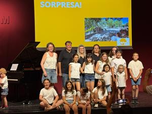 Crida oberta per formar un gran cor infantil i juvenil en l’espectacle de cloenda dels 325 anys de l’arribada de Sant Fèlix a Vilafranca. L’Espinguet