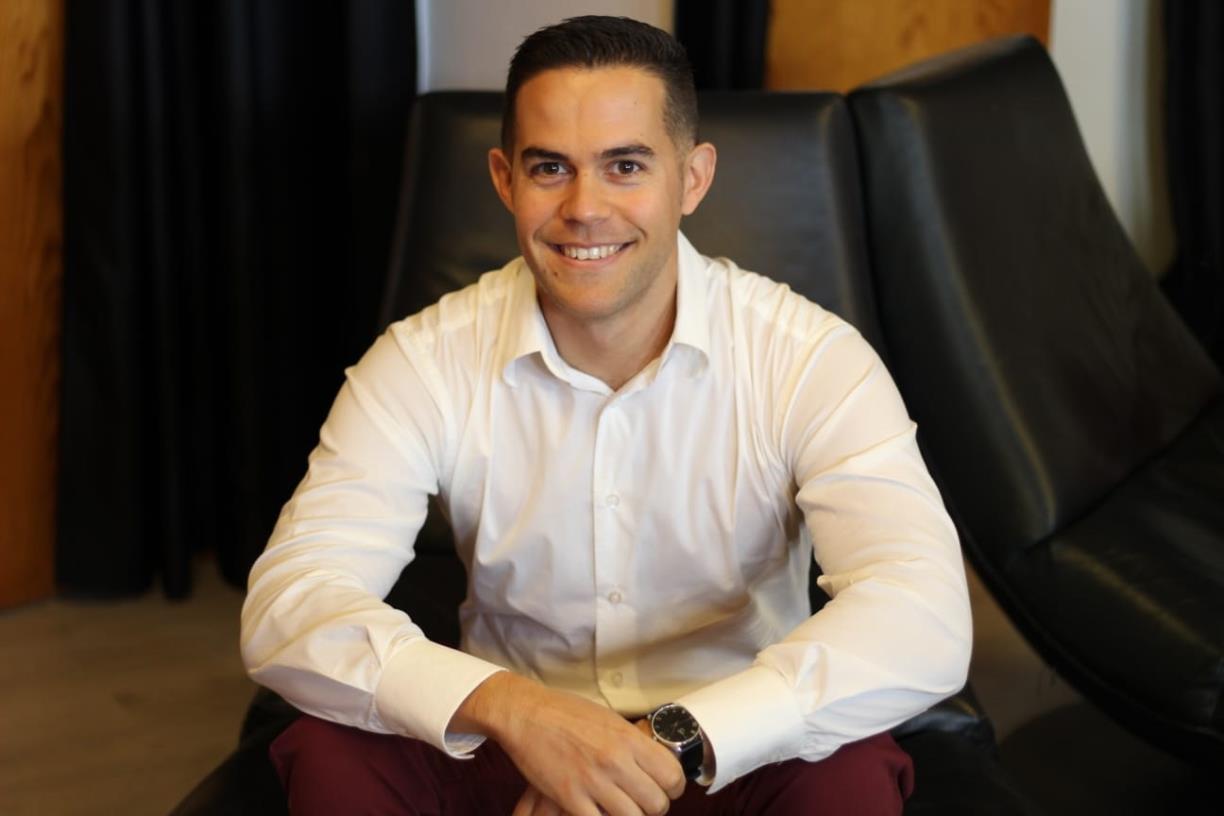 Cristian Fernández. Eix