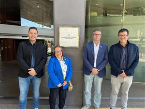 Cunit i Calafell reivindiquen millores en el transport públic davant la Generalitat. Ajuntament de Cunit