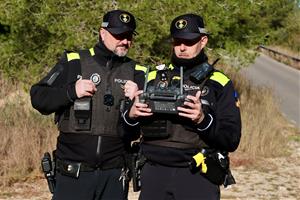 Cunit persegueix amb dron els abocaments de deixalles a les zones boscoses