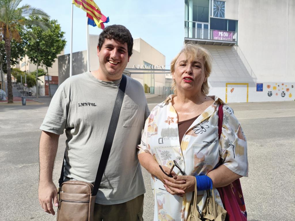 Daniel Carabantes i Graciela Haydeé Falconi en roda de premsa. Eix