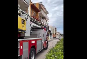 Desallotgen l’edifici de la Rambla Mossèn Jaume Tobella 96 per afectacions estructurals. Ajuntament de Calafell