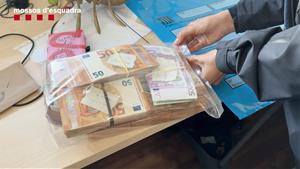 Desarticulada una xarxa internacional de tràfic de medicaments il·legals liderada per un metge endocrinòleg