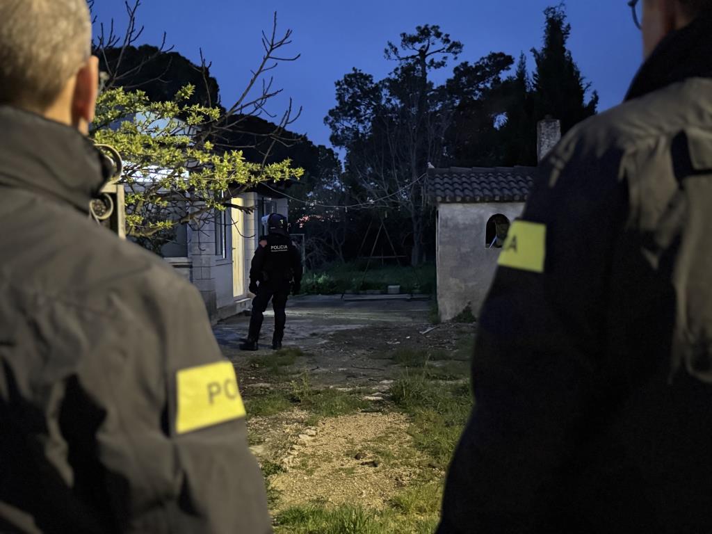 Desmantellat un grup criminal de tràfic de drogues instal·lat a l'Anoia i l'Alt Penedès. Mossos d'Esquadra