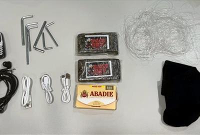 Detingut a Masquefa un home per introduir droga i aparells electrònics amb un dron a la presó de Brians 1. ACN
