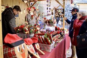 Educació financera: com detectar les despeses invisibles i evitar que el Nadal dispari els deutes. ACN