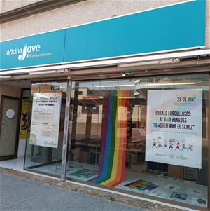 El Baix Penedès impulsa la creació d’un espai estable i segur per a persones LGBTI+. CC Baix Penedès