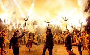 El Ball de Diables de Vilanova recupera el cartell artístic per al Correfoc de Festa Major. Diables de Vilanova