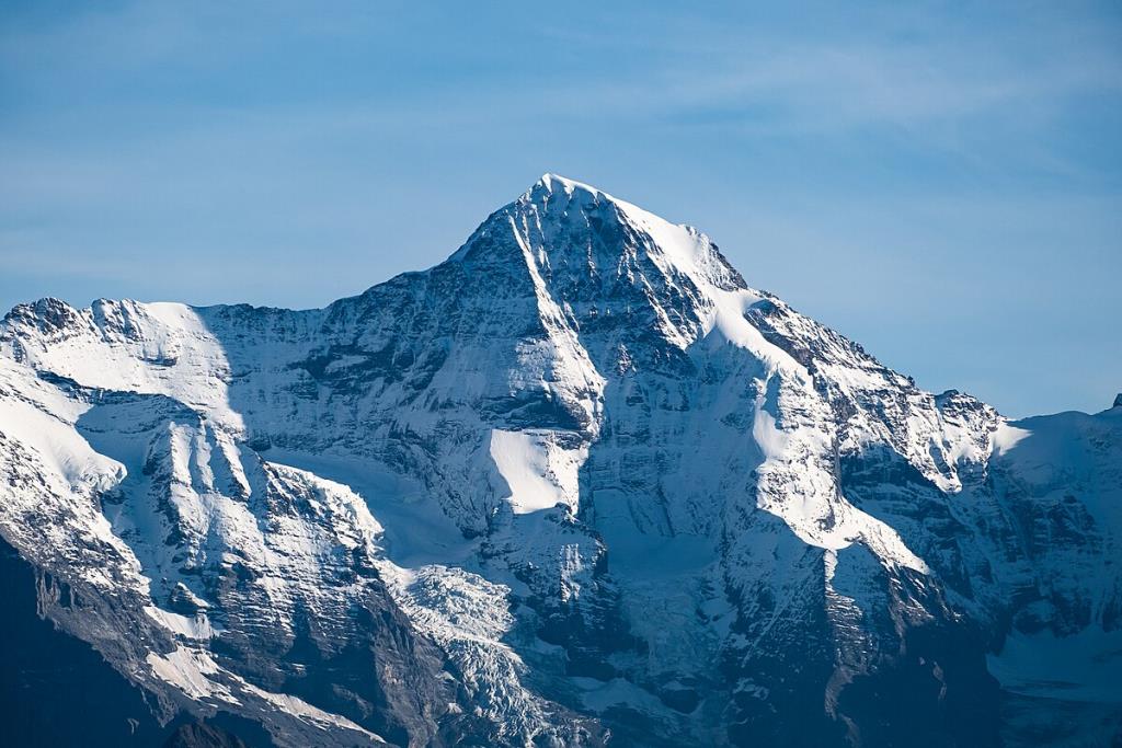 El cim Mönch, als Alps. EIX