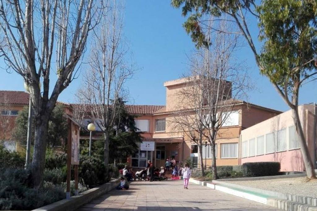 El Consell Comarcal del Garraf garanteix el servei de migdia a l’Escola El Margalló amb el suport d’un monitor extra. Ajuntament de Vilanova