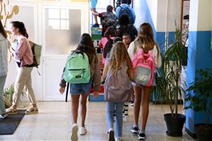 El curs escolar 2025-2026 començarà el 8 de setembre per a infantil, primària i ESO. ACN