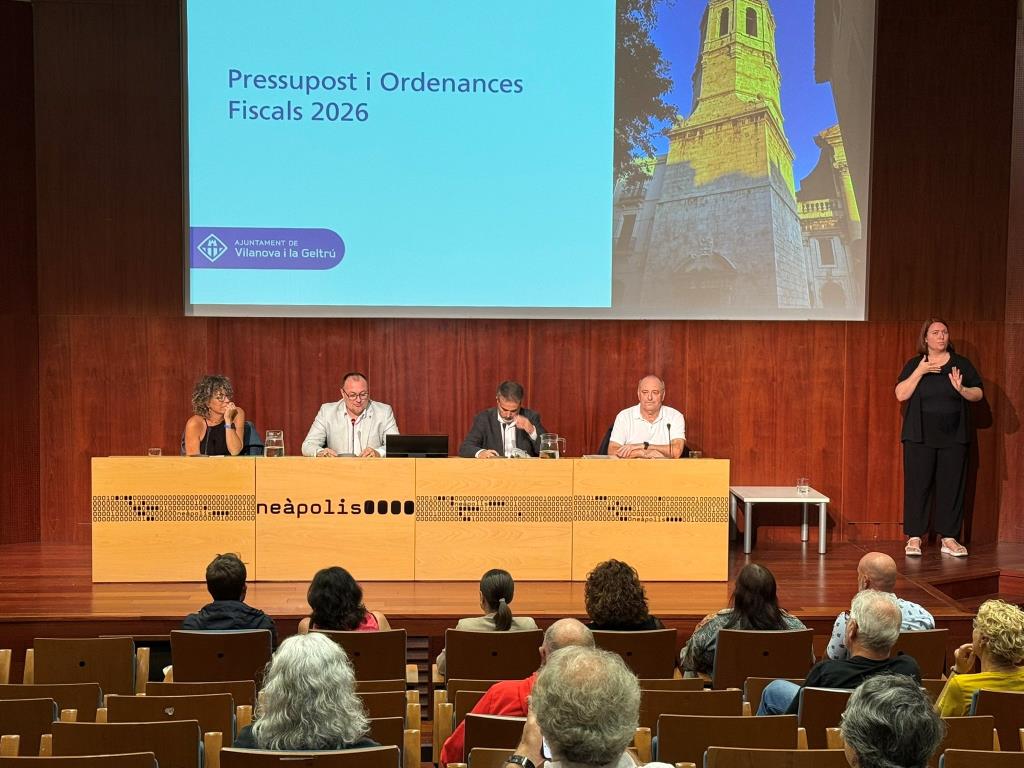 El govern de Vilanova i la Geltrú ha presentat aquest divendres en audiència pública el projecte de pressupost i les ordenances fiscals per al 2026. E