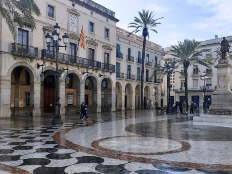 El govern de Vilanova portarà a aprovació les ordenances i el pressupost de 2026 el mes d’octubre. Ajuntament de Vilanova